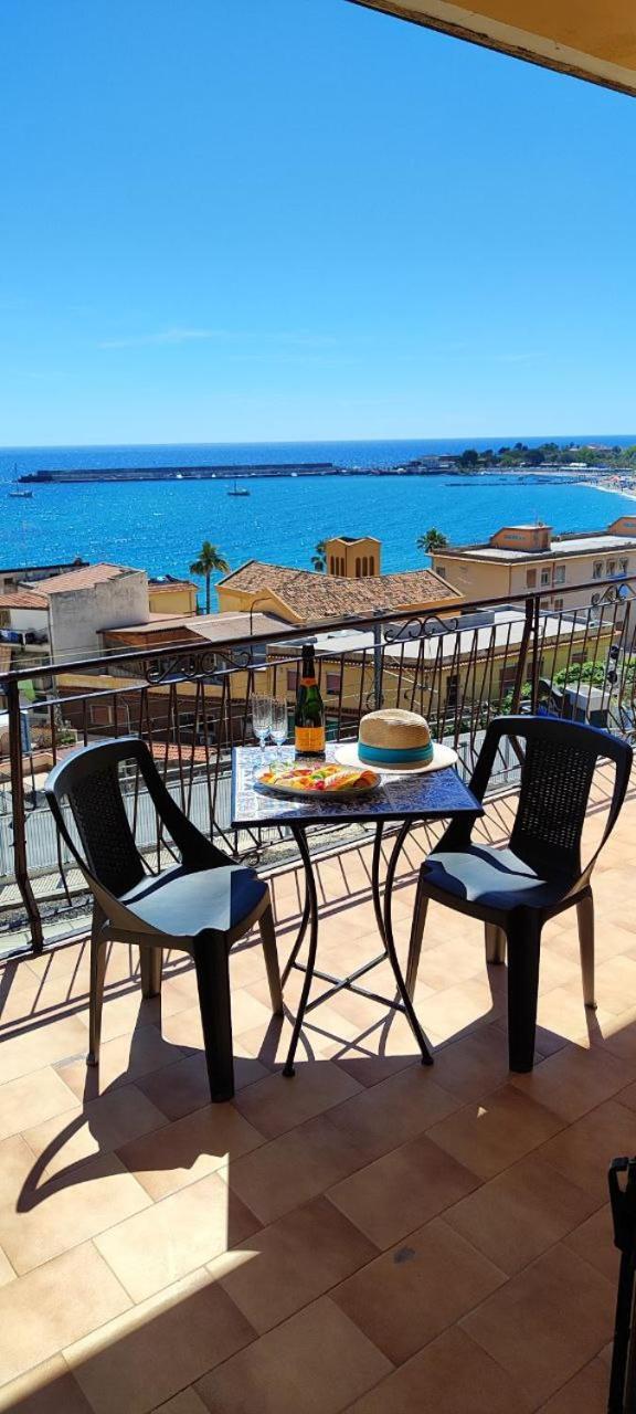Ferienwohnung A Casa Dei Nonni Giardini-Naxos Exterior foto